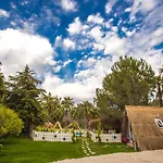 Alpehytte The Hill Glamping