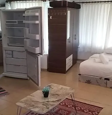 בקתה The Hill Glamping