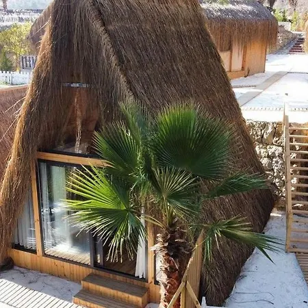 The Hill Glamping