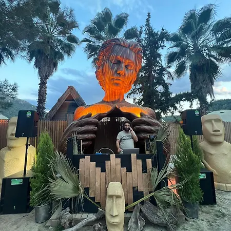 The Hill Glamping 샬레 *