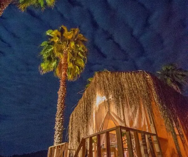 The Hill Glamping Chalet *