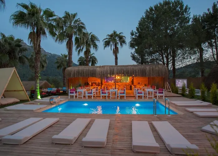 Chalet The Hill Glamping Çıralı