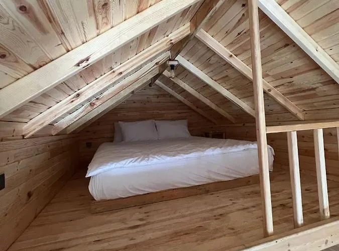 The Hill Glamping Chalet