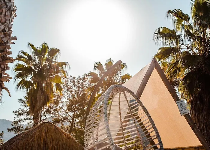 The Hill Glamping Chalet