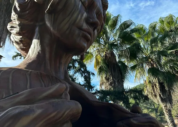 The Hill Glamping Chalet *