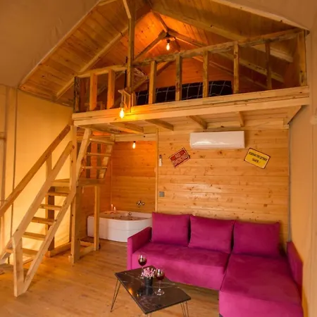 The Hill Glamping 木屋 Çıralı