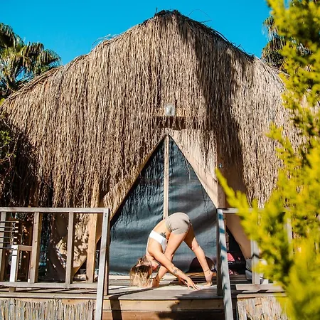 木屋 The Hill Glamping Çıralı