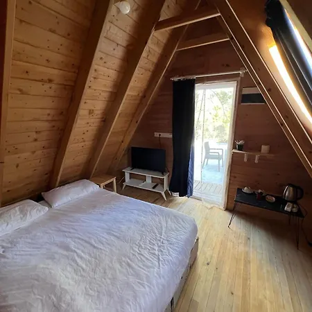 בקתה The Hill Glamping *